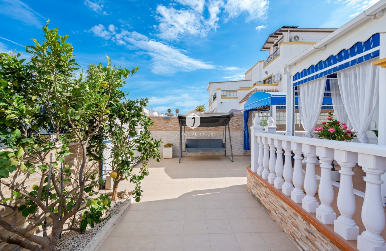Tweedehands - Villa -
Torrevieja - Costa Blanca
