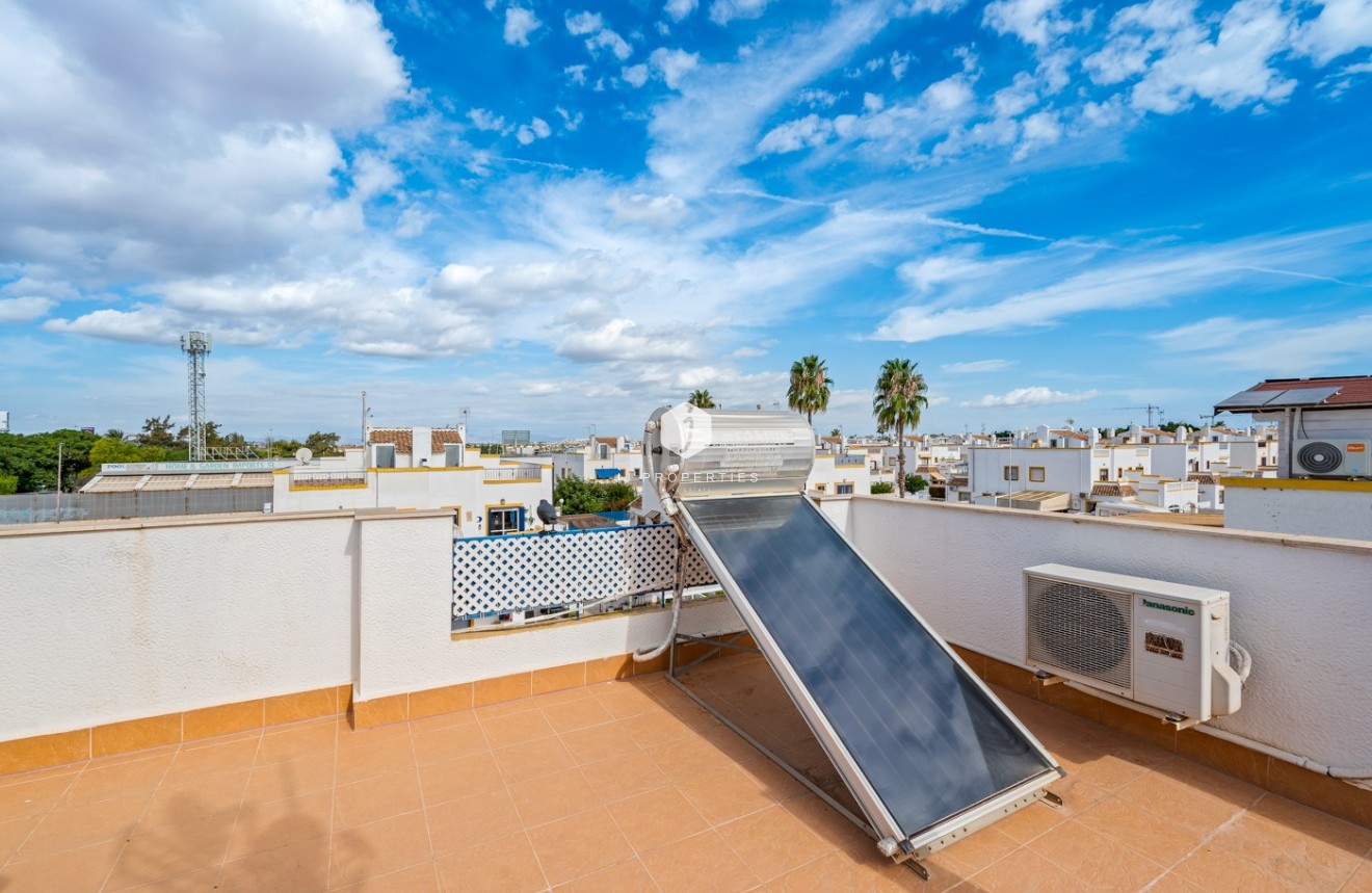 Tweedehands - Villa -
Torrevieja - Costa Blanca