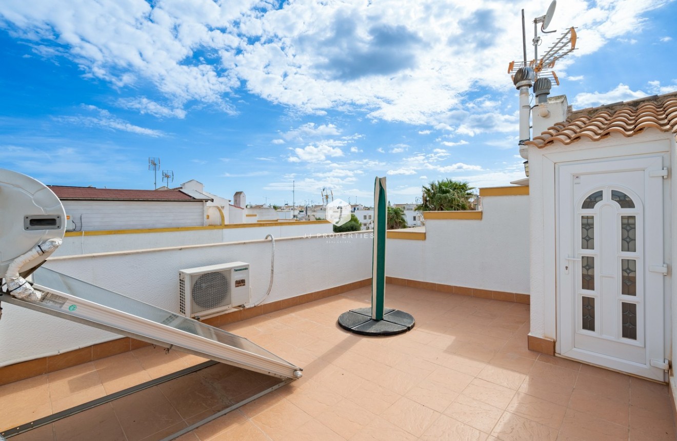 Tweedehands - Villa -
Torrevieja - Costa Blanca