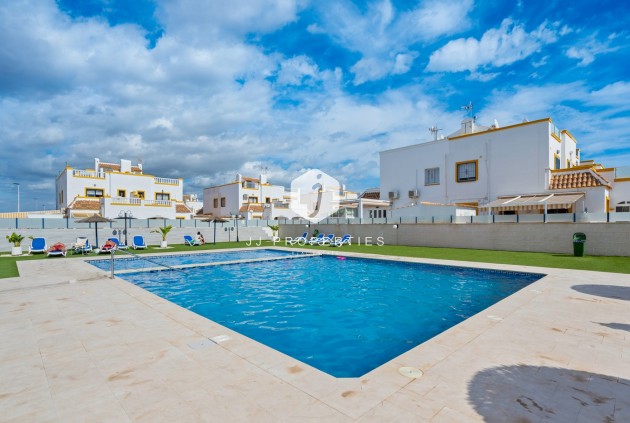 Tweedehands - Villa -
Torrevieja - Costa Blanca