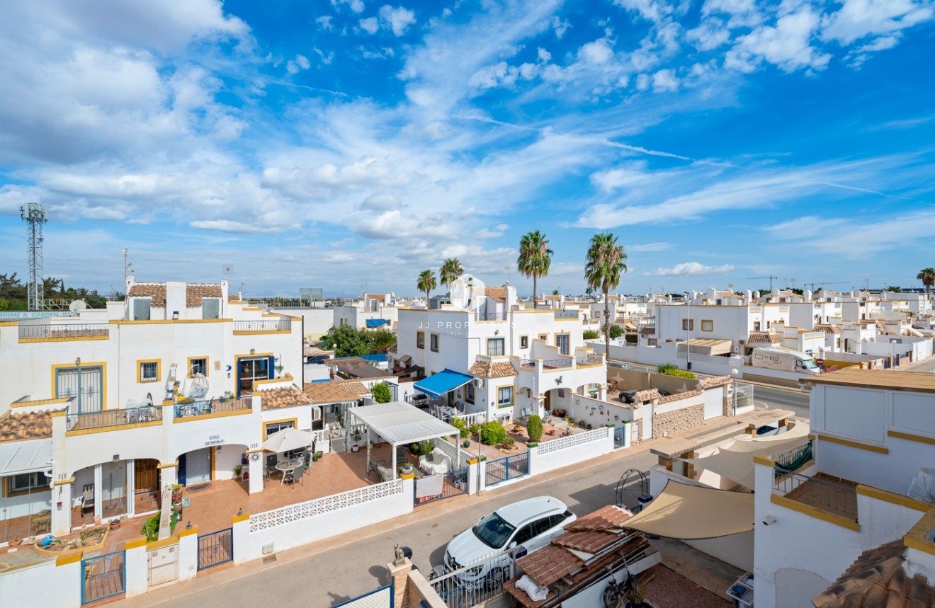 Tweedehands - Villa -
Torrevieja - Costa Blanca