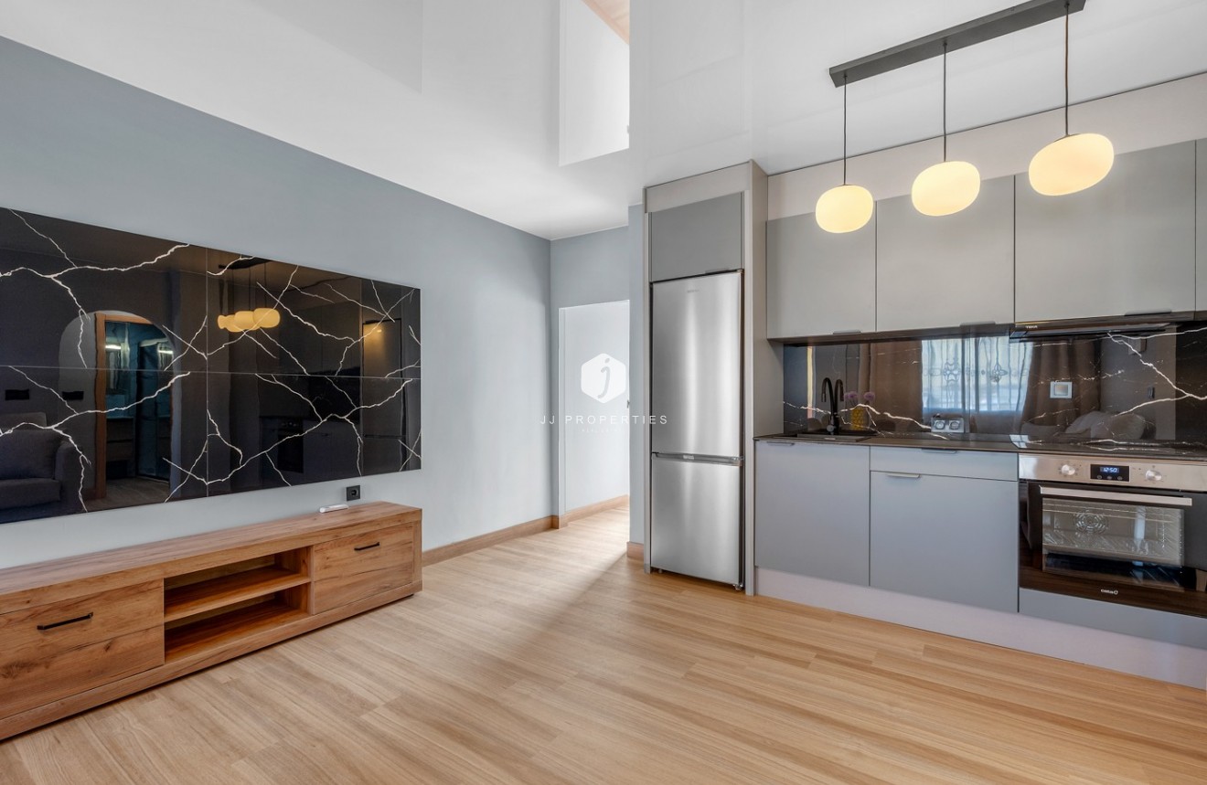 Tweedehands - Appartement / flat -
San Miguel de Salinas - Inland