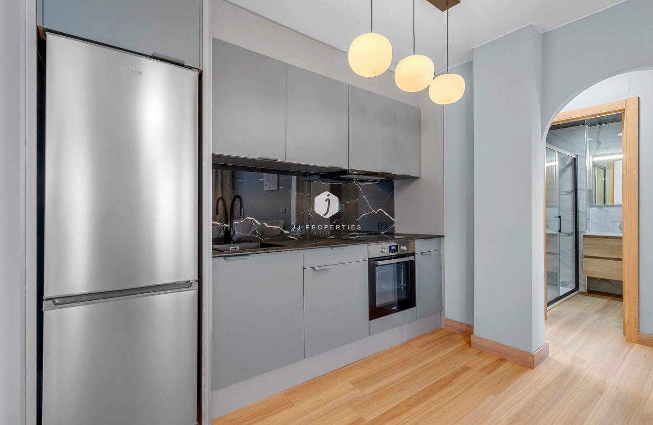 Tweedehands - Appartement / flat -
San Miguel de Salinas - Inland