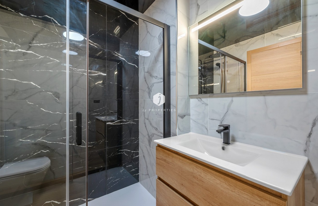 Tweedehands - Appartement / flat -
San Miguel de Salinas - Inland