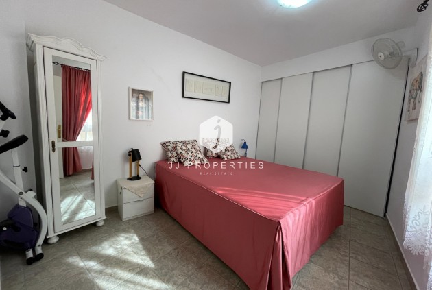 Tweedehands - Penthouse -
Almoradí - Inland