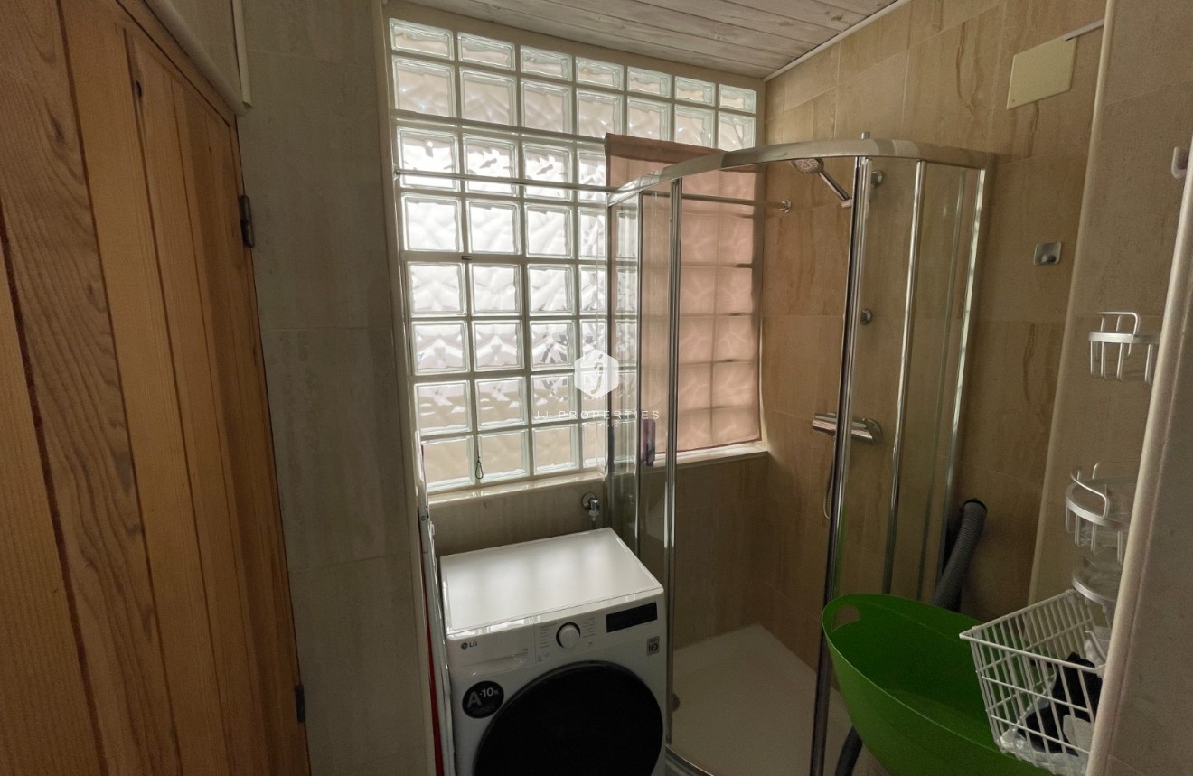 Tweedehands - Penthouse -
Almoradí - Inland