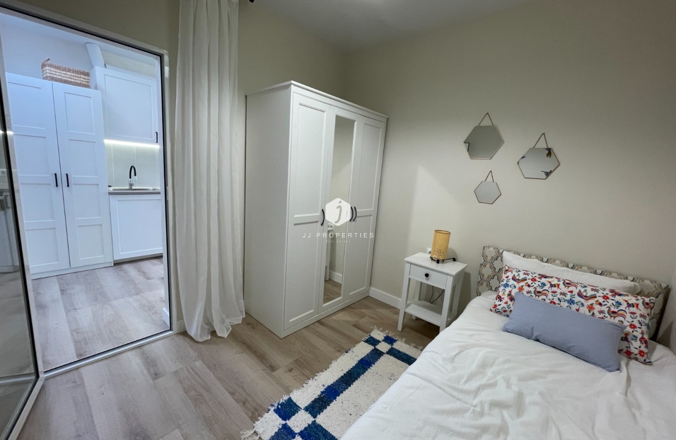 Tweedehands - Chalet -
Torrevieja - Costa Blanca