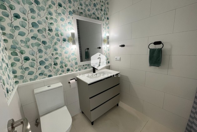 Tweedehands - Chalet -
Torrevieja - Costa Blanca