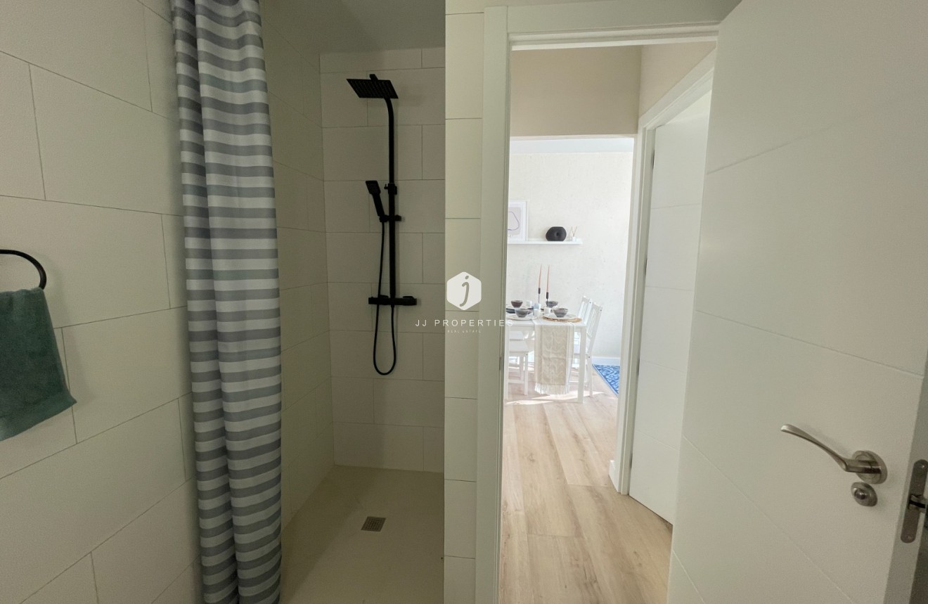 Tweedehands - Chalet -
Torrevieja - Costa Blanca