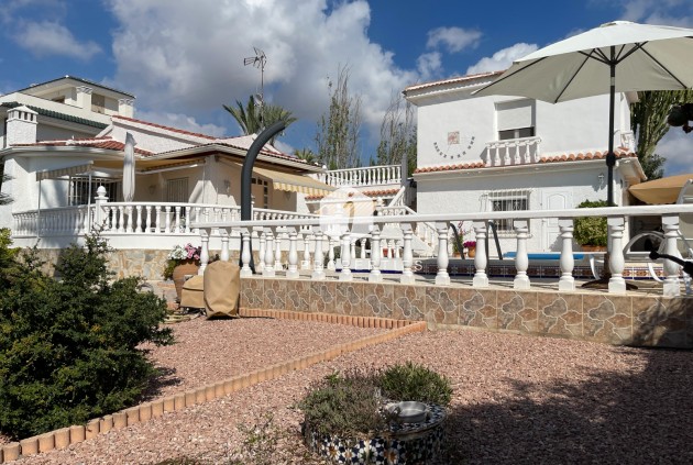 Tweedehands - Villa -
Ciudad Quesada - Costa Blanca