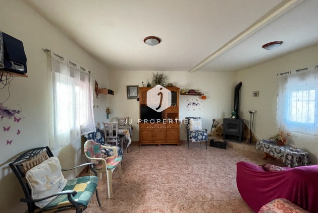 Z drugiej ręki - Nieruchomości wiejskie -
Jacarilla - Inland