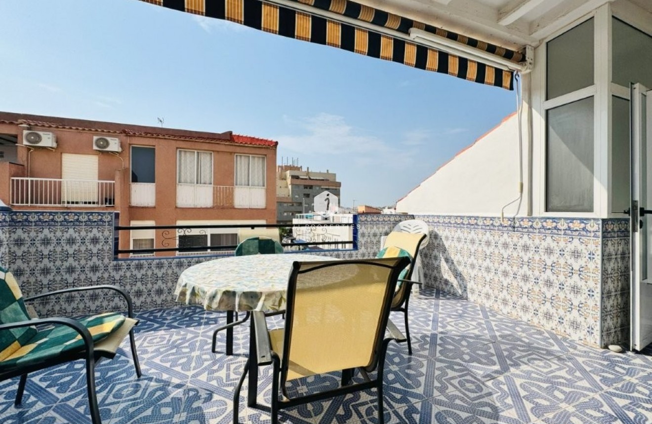 Tweedehands - Appartement / flat -
La Mata - Costa Blanca