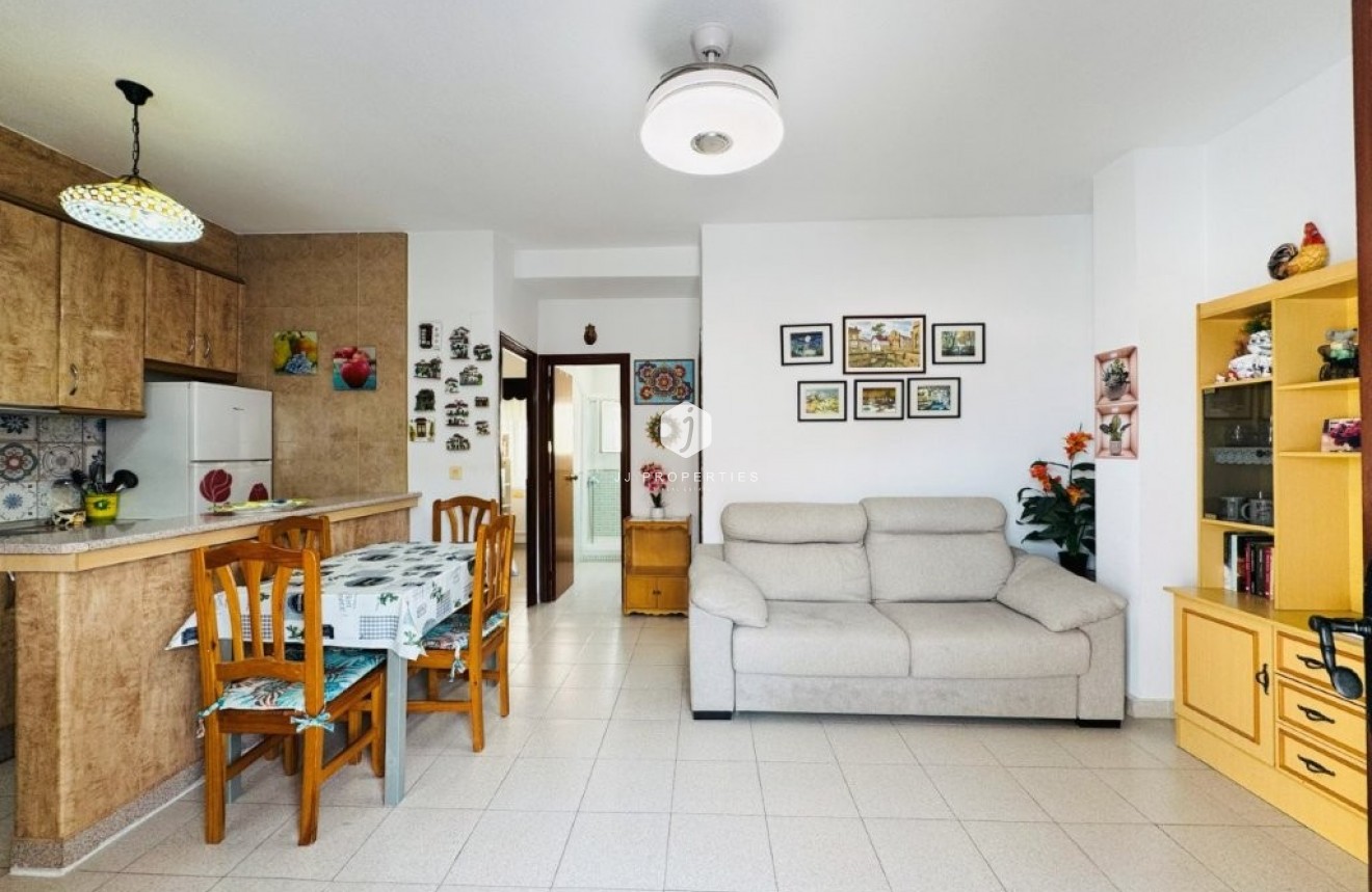 Tweedehands - Appartement / flat -
La Mata - Costa Blanca