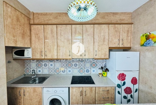 Tweedehands - Appartement / flat -
La Mata - Costa Blanca