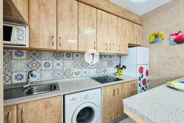 Tweedehands - Appartement / flat -
La Mata - Costa Blanca