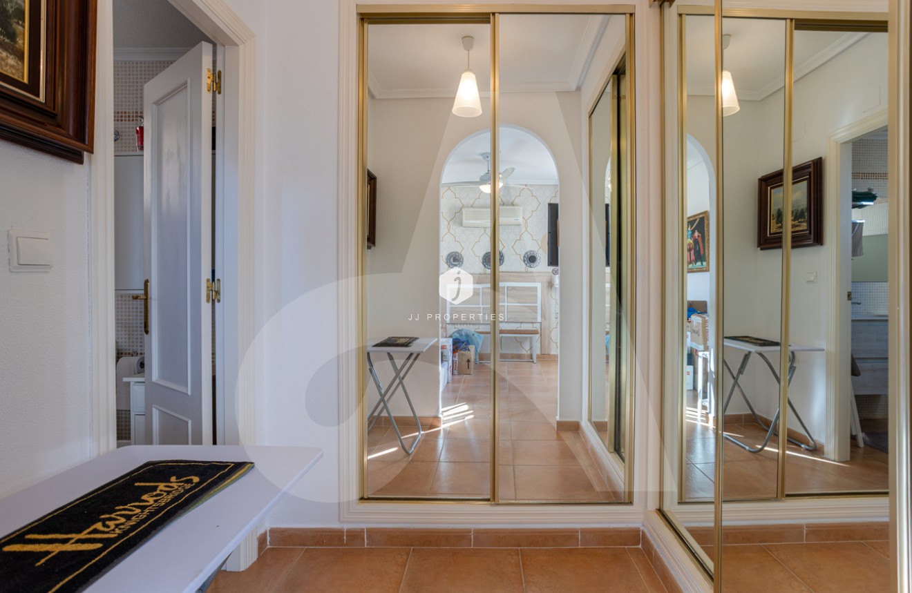 Tweedehands - Villa -
Guardamar del Segura - El Raso