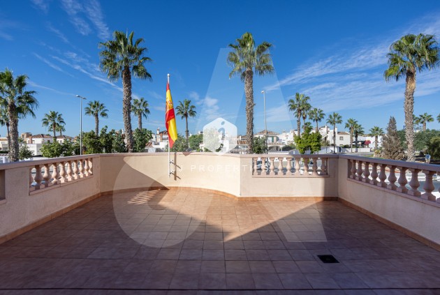 Tweedehands - Villa -
Guardamar del Segura - El Raso