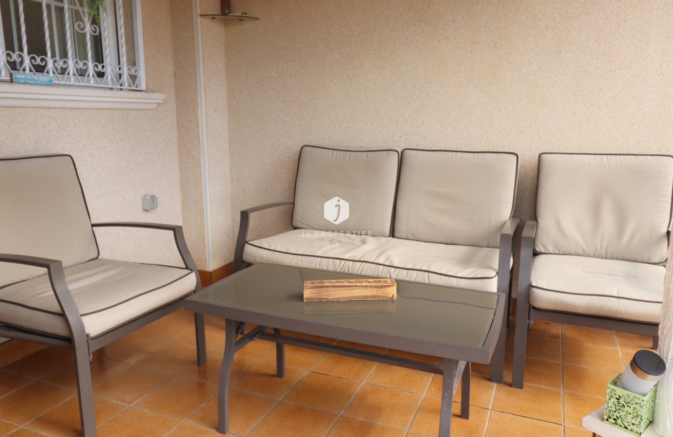 Tweedehands - Chalet -
Orihuela Costa - Costa Blanca