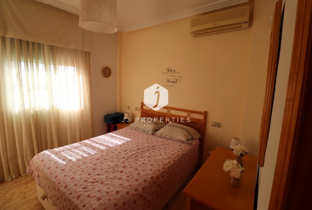 Tweedehands - Chalet -
Orihuela Costa - Costa Blanca