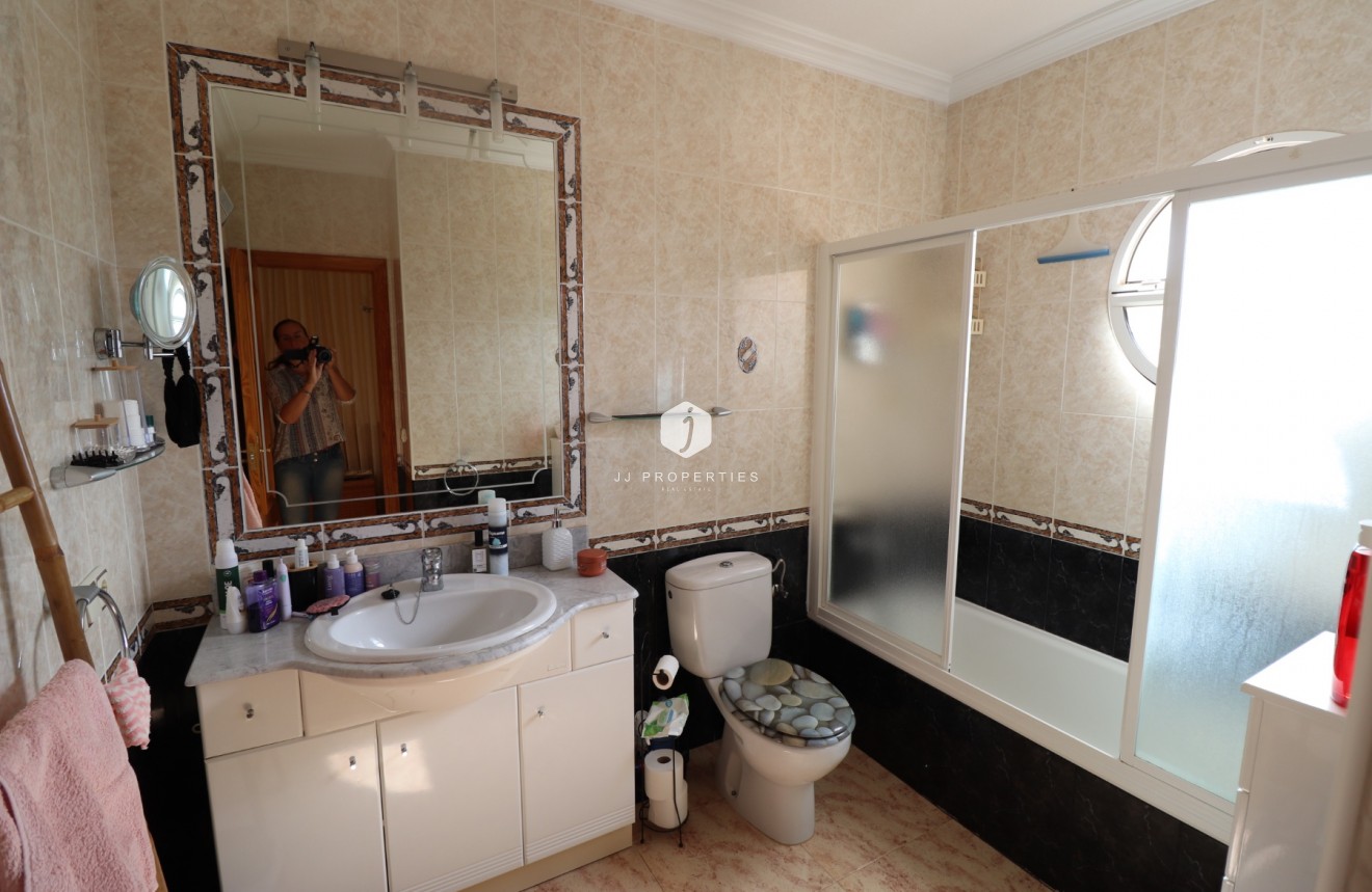 Tweedehands - Chalet -
Orihuela Costa - Costa Blanca