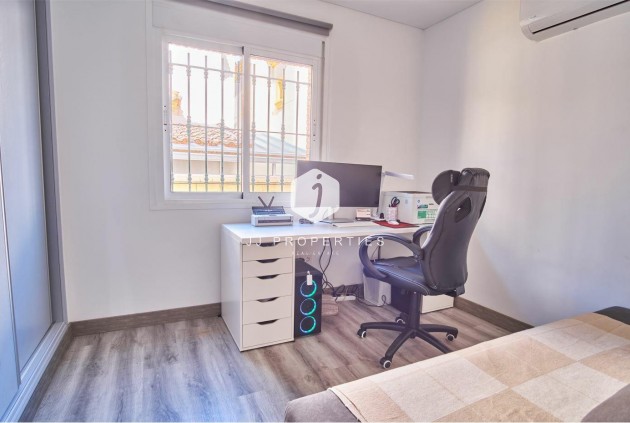 Tweedehands - Villa -
Los Montesinos - Costa Blanca