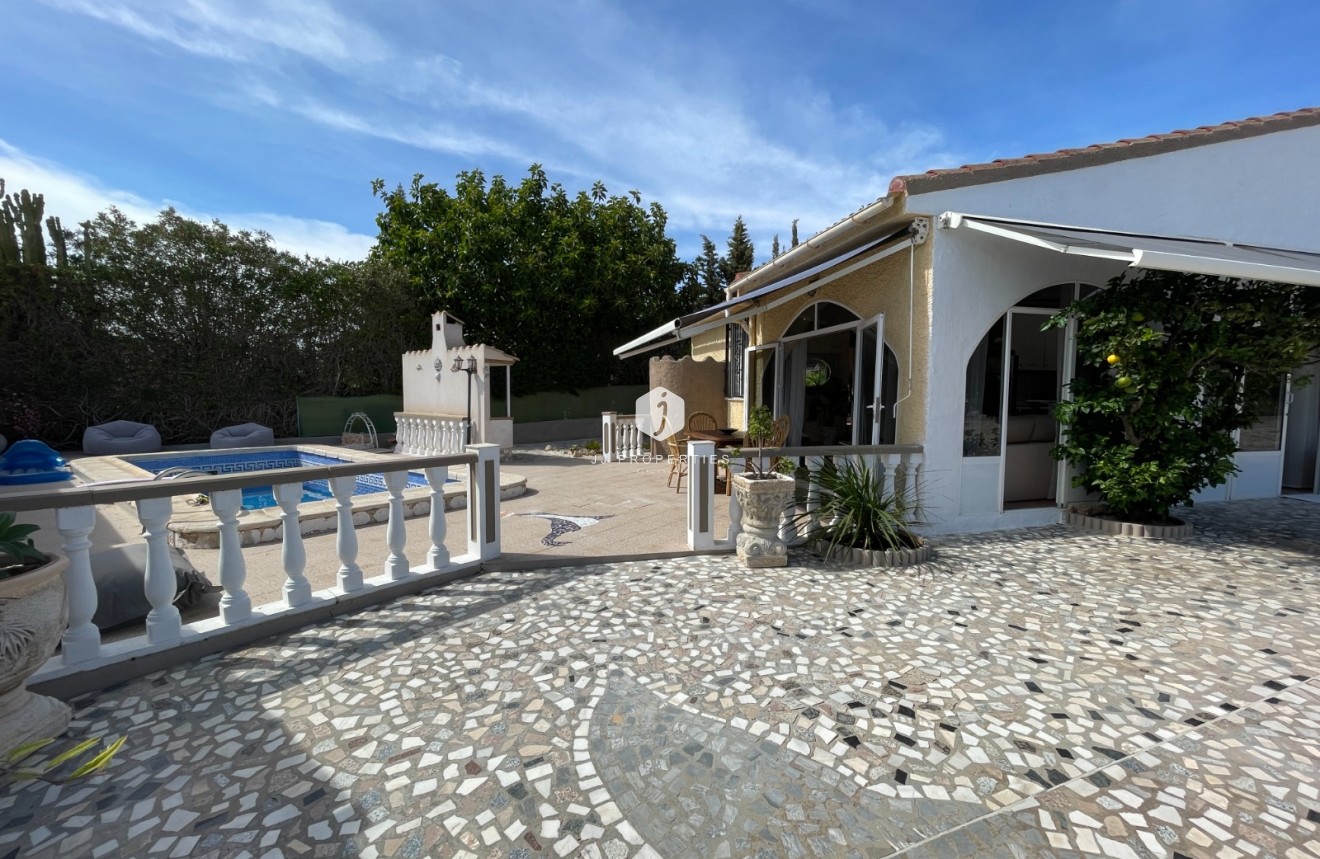 Tweedehands - Villa -
Ciudad Quesada - Costa Blanca