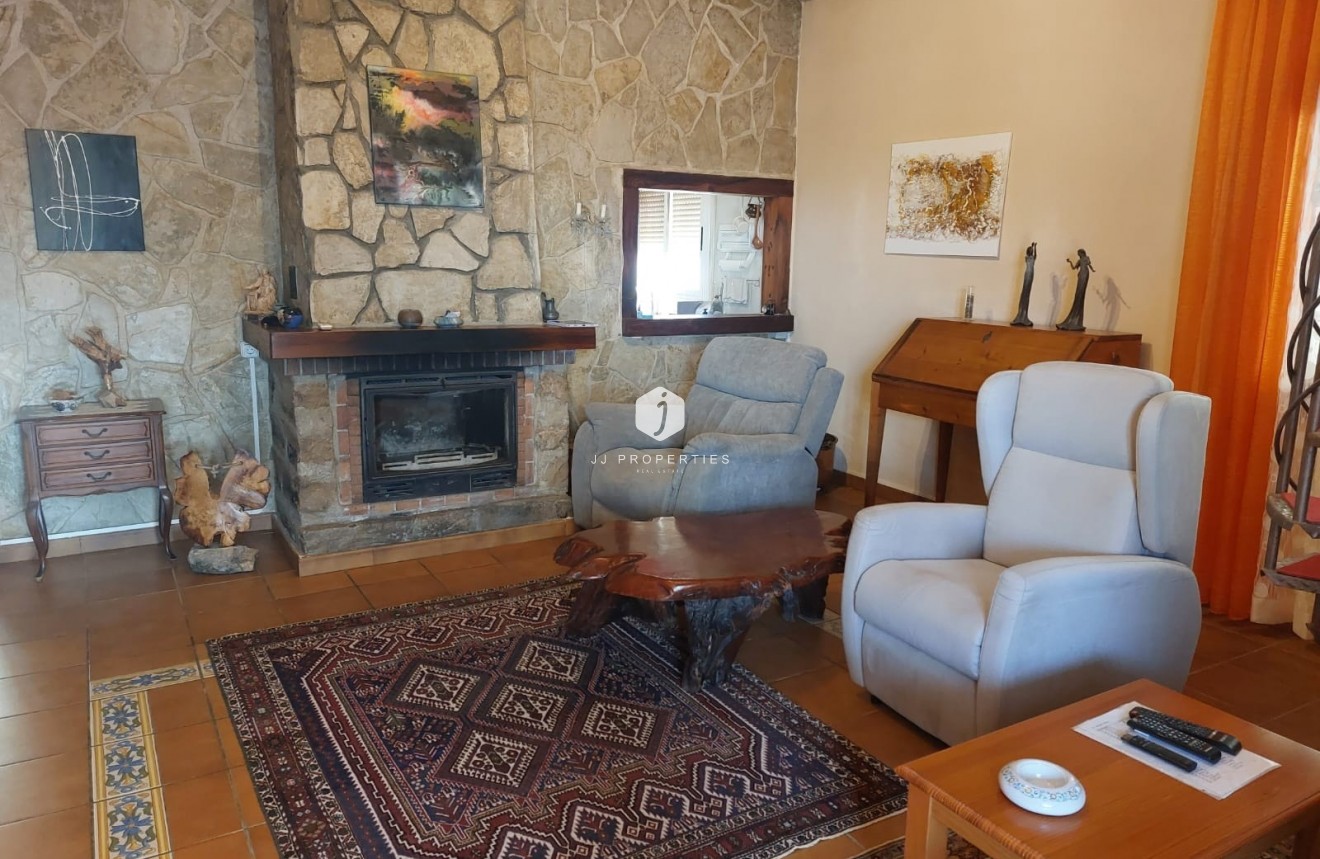 Tweedehands - Landelijk eigendom -
Albatera - Inland