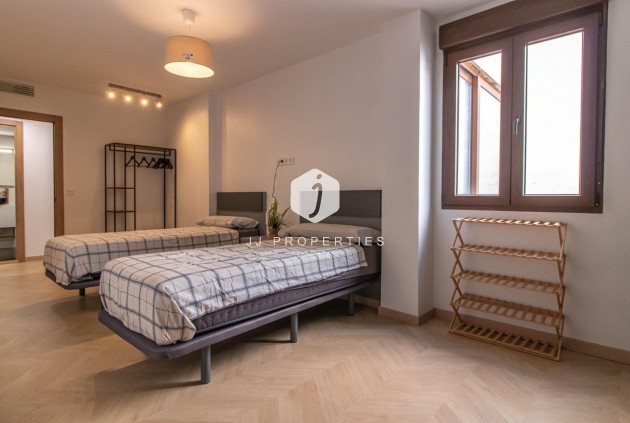 Tweedehands - Appartement / flat -
Torrevieja - Costa Blanca