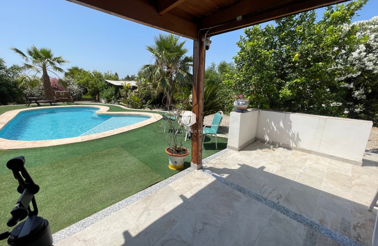 Tweedehands - Villa -
Daya Nueva - Costa Blanca