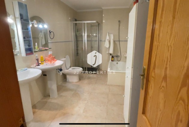 Tweedehands - Villa -
Daya Nueva - Costa Blanca