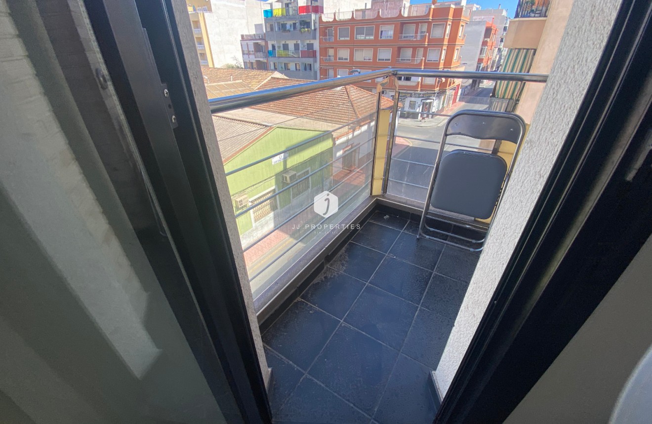 Tweedehands - Appartement / flat -
Torrevieja - Costa Blanca