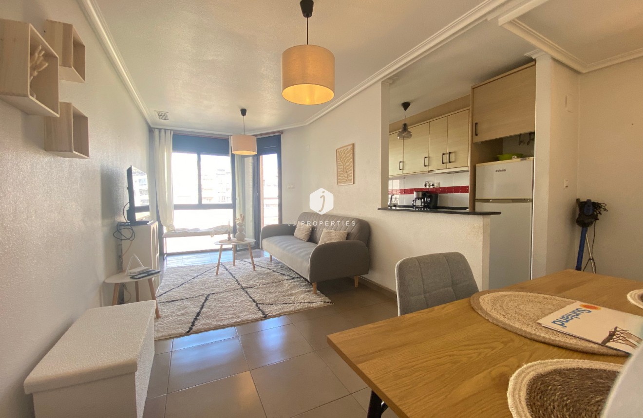 Tweedehands - Appartement / flat -
Torrevieja - Costa Blanca