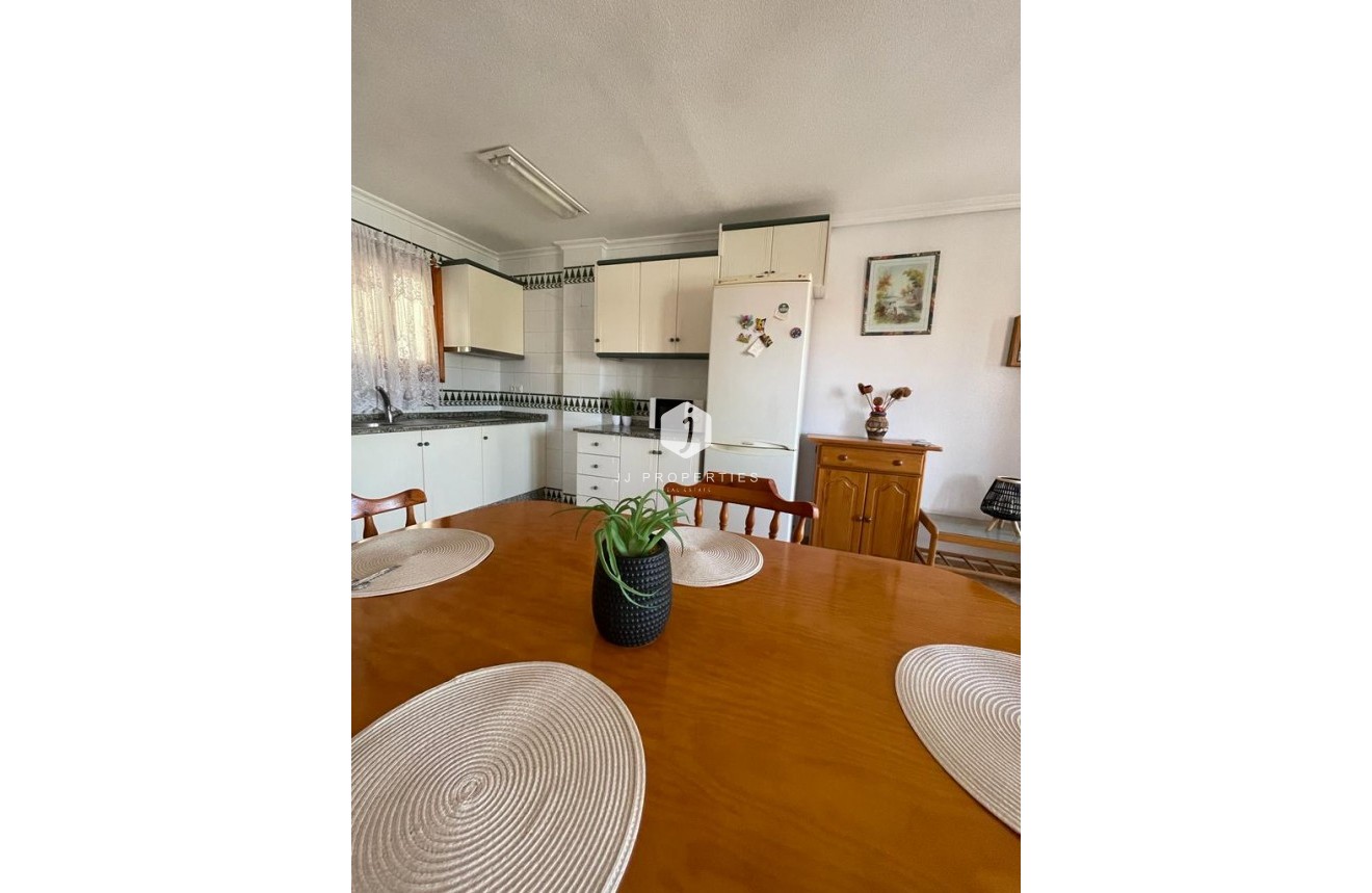 Tweedehands - Bungalow -
La Mata - Costa Blanca