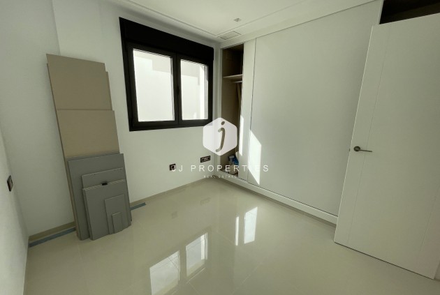 Tweedehands - Villa -
Ciudad Quesada - Costa Blanca