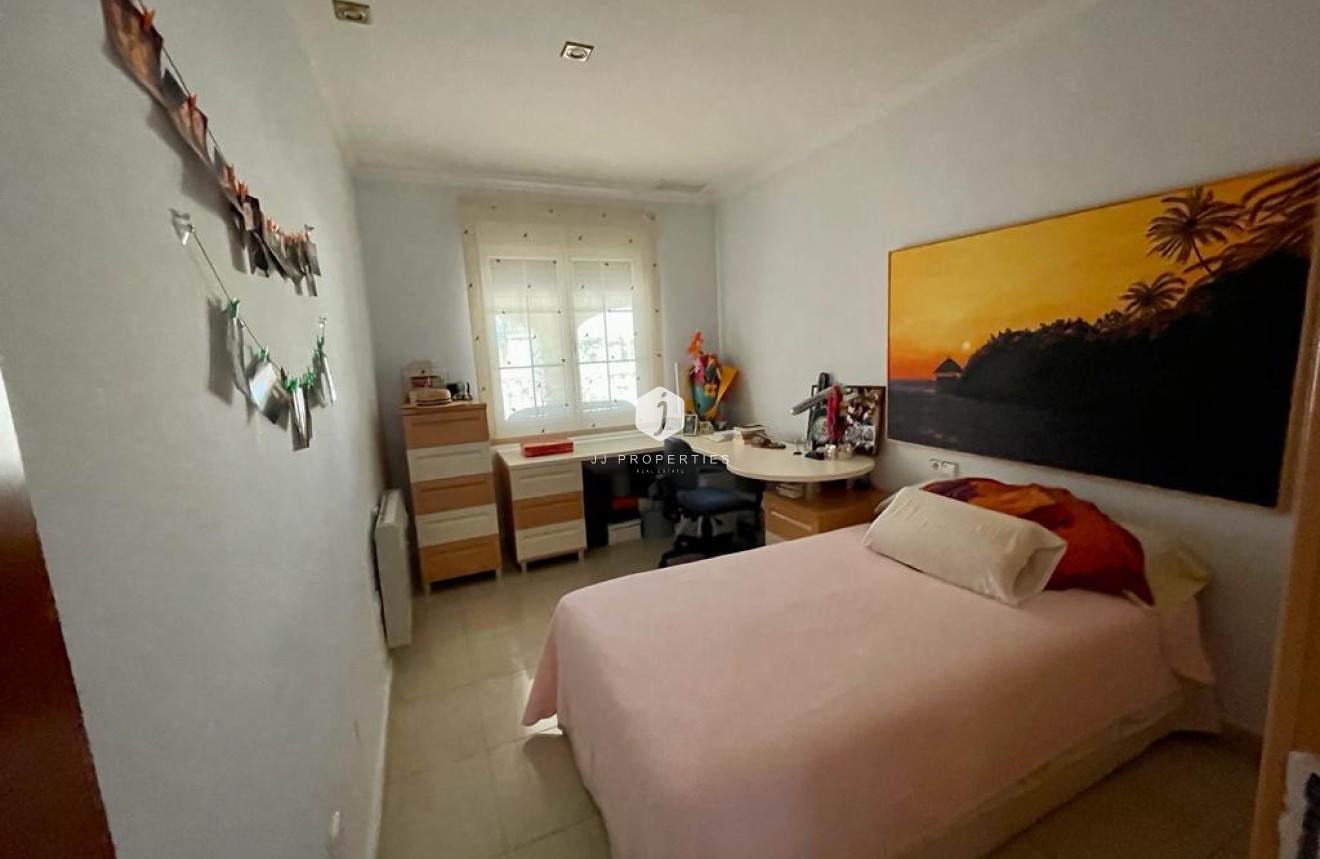 Tweedehands - Villa -
Albatera - Inland