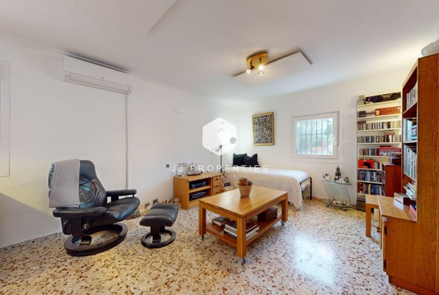 Tweedehands - Villa -
Albatera - Inland