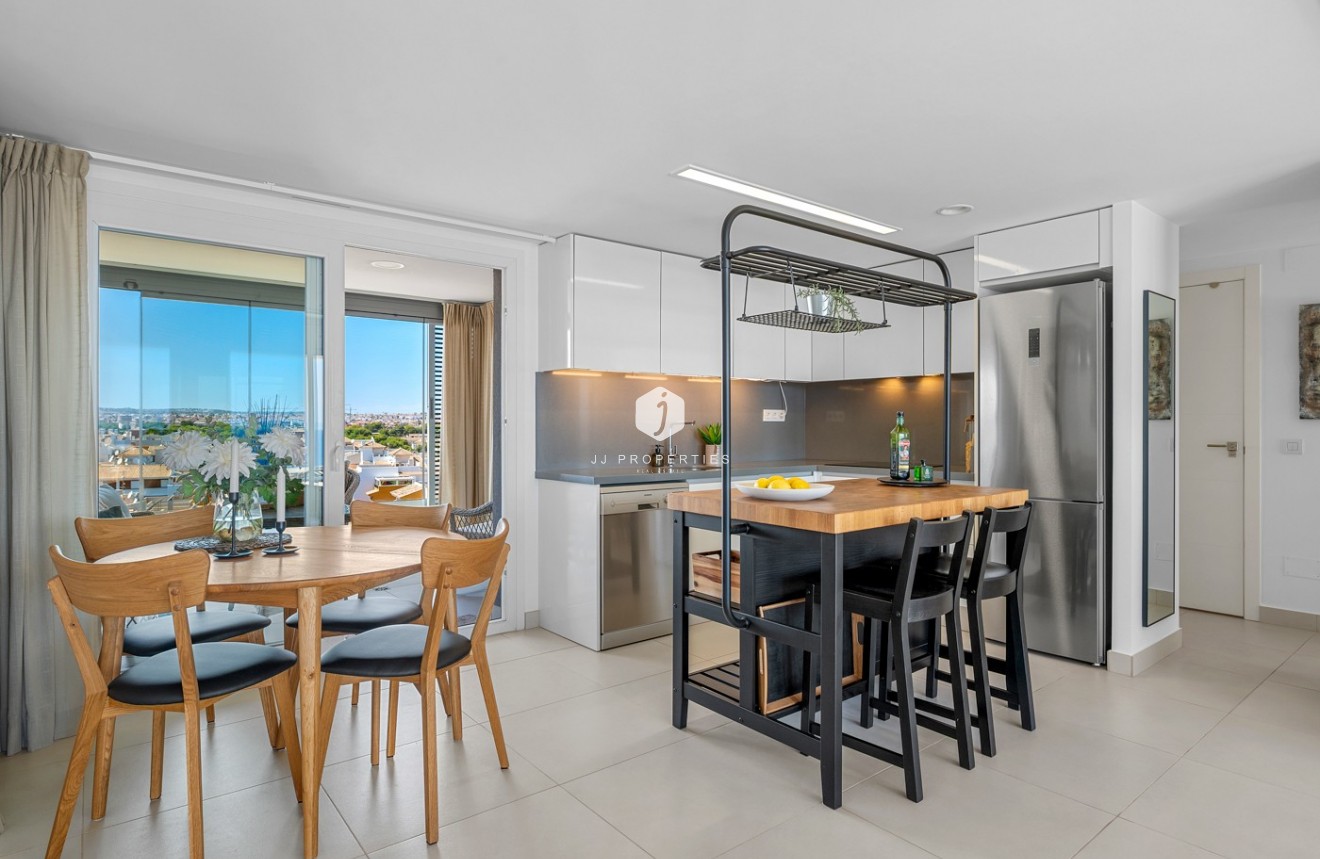 Tweedehands - Appartement / flat -
Torrevieja - Costa Blanca