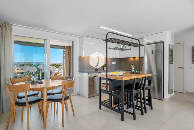 Tweedehands - Appartement / flat -
Torrevieja - Costa Blanca