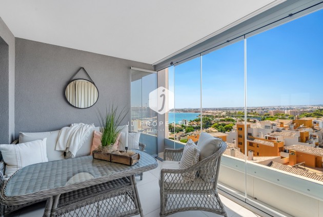 Tweedehands - Appartement / flat -
Torrevieja - Costa Blanca