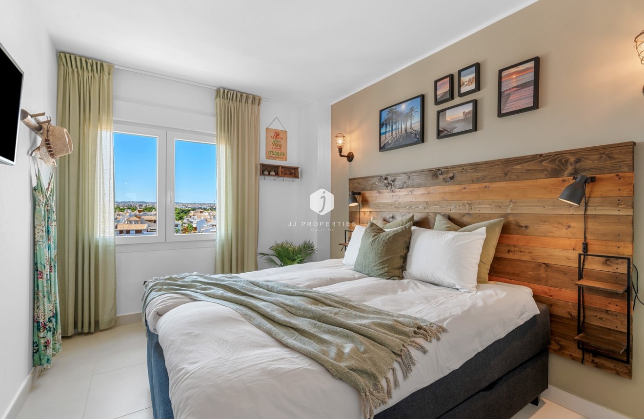 Tweedehands - Appartement / flat -
Torrevieja - Costa Blanca