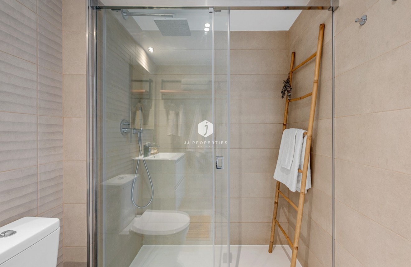 Tweedehands - Appartement / flat -
Torrevieja - Costa Blanca