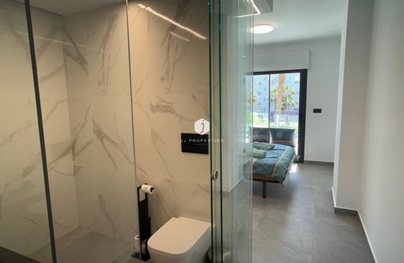 Tweedehands - Appartement / flat -
Guardamar del Segura - Costa Blanca