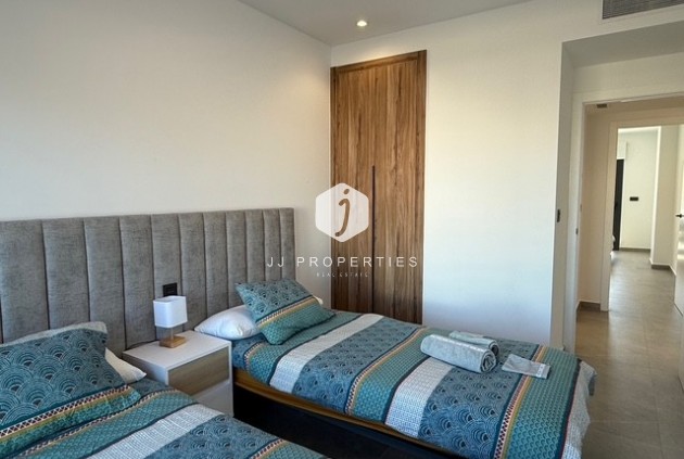 Tweedehands - Appartement / flat -
Guardamar del Segura - Costa Blanca