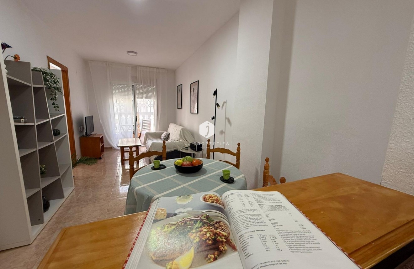 Tweedehands - Appartement / flat -
Torrevieja - Habaneras