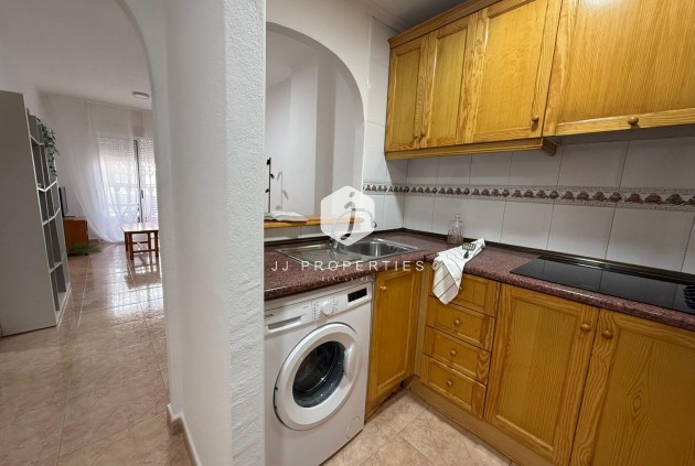 Tweedehands - Appartement / flat -
Torrevieja - Habaneras