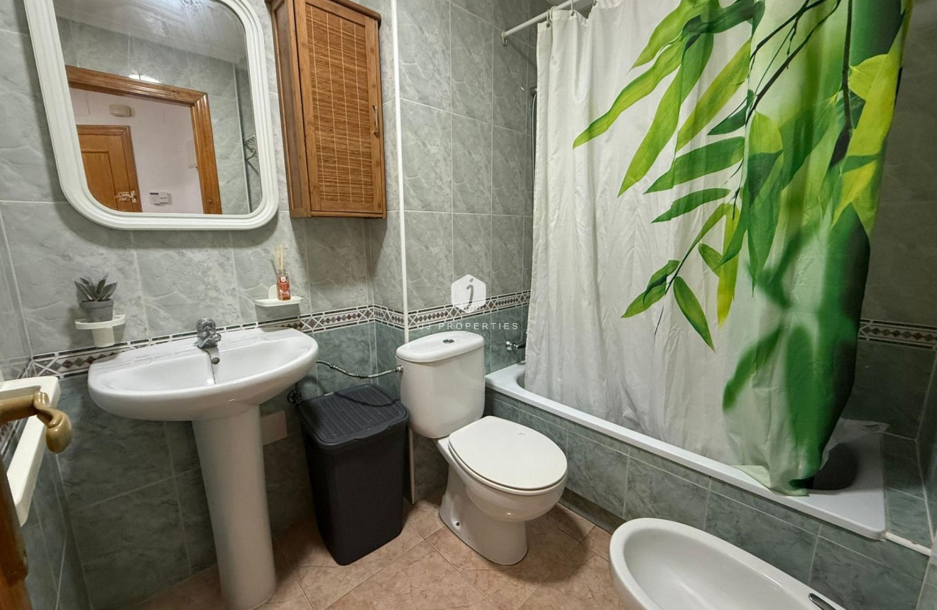 Tweedehands - Appartement / flat -
Torrevieja - Habaneras