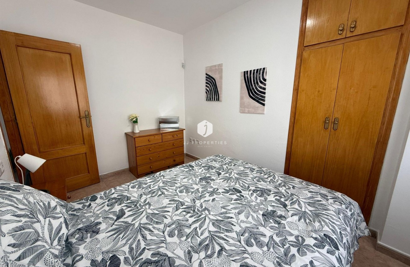 Tweedehands - Appartement / flat -
Torrevieja - Habaneras