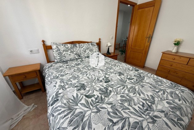 Tweedehands - Appartement / flat -
Torrevieja - Habaneras