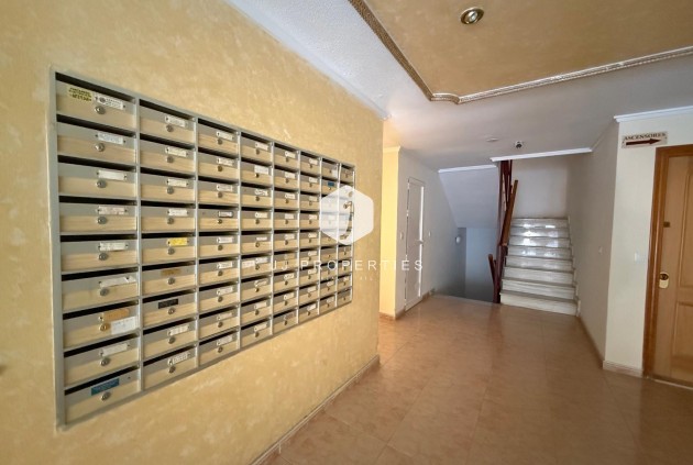 Tweedehands - Appartement / flat -
Torrevieja - Habaneras