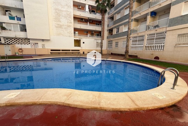 Tweedehands - Appartement / flat -
Torrevieja - Habaneras